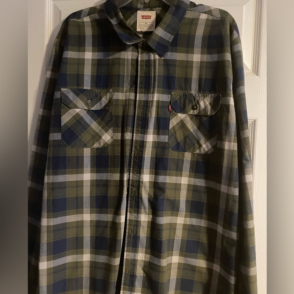 Men’s 2XL Levi’s Cotton Button Down Shirt